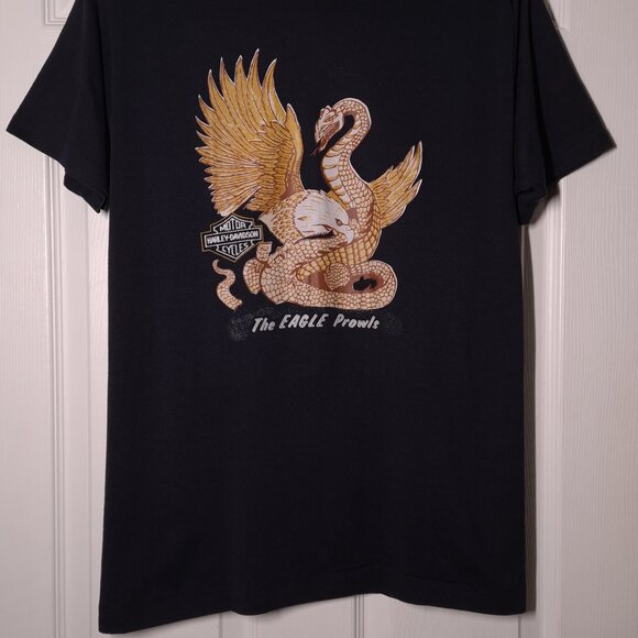 VINTAGE Harley-Davidson Motorcycles The EAGLE Prowls USED Shirt (DISTRESSED) - Picture 6 of 8